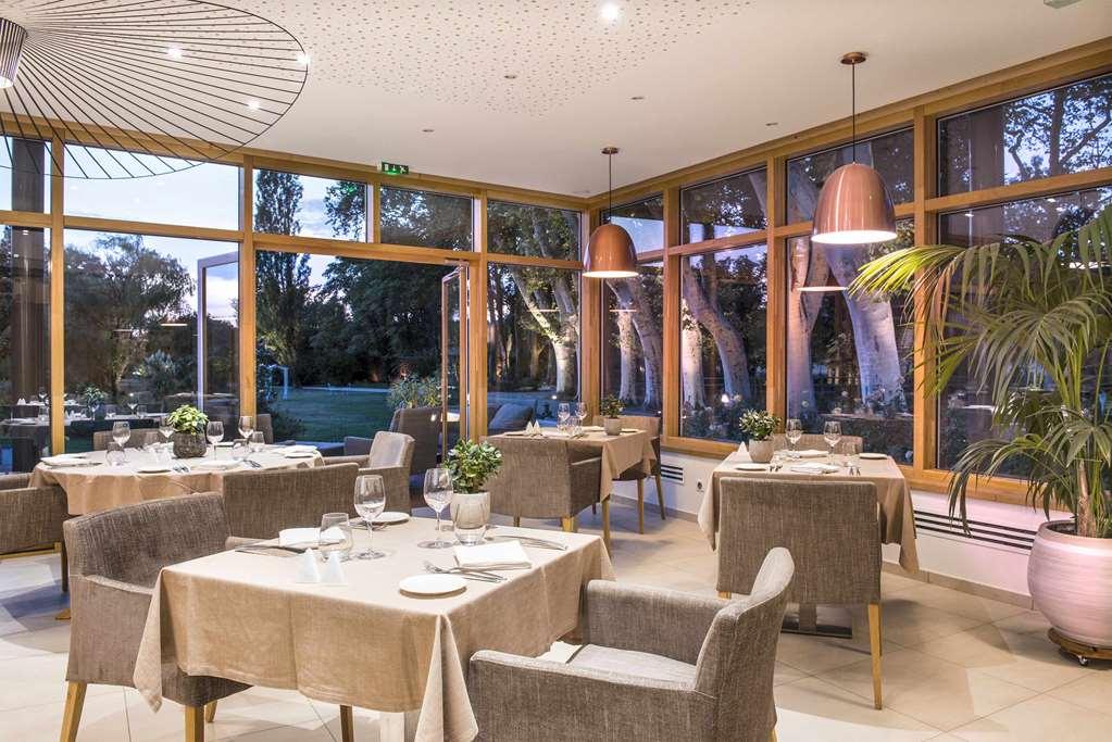 Chateau De Massillan Uchaux Restaurant billede